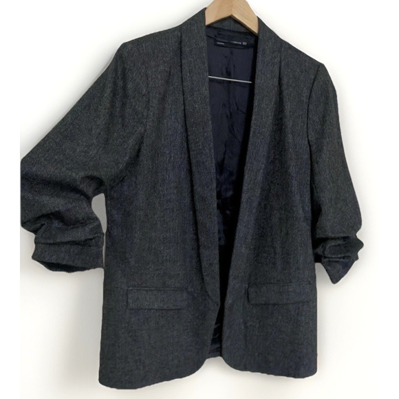 Zara Jackets & Blazers - Zara Woman XL Gray Herringbone Ruched Sleeves Blazer Preppy Staple Classic $119